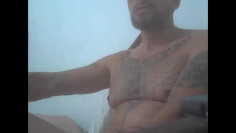 el_principe_veryhot online show from February 15, 2026, 5:15 am