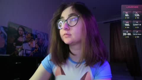 Snapshot of el_sweety chatting on December 17, 2024, 2:11 pm If you like it when I meow give me a thumbs up online show from December 17, 2024, 2:11 pm