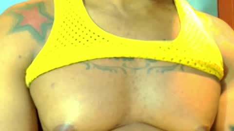 el_vecino_m online show from May 13, 2026, 7:06 am
