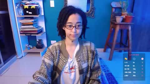 Snapshot of ela_0 chatting on October 26, 2025, 7:47 am Ela Help me reach 100 thumbs up online show from October 26, 2025, 7:47 am