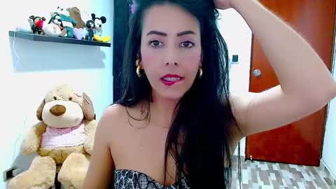 Snapshot of ela_3611 chatting on December 17, 2024, 2:12 am ela_3611 online show from December 17, 2024, 2:12 am