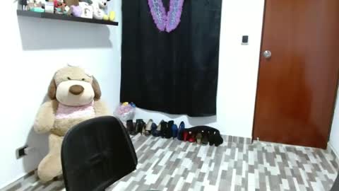 Snapshot of ela_3611 chatting on January 21, 2025, 2:11 am ela_3611 online show from January 21, 2025, 2:11 am