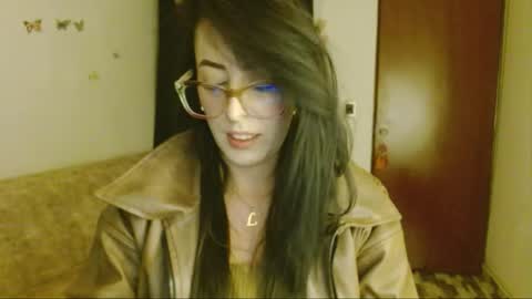 ela_3611 online show from April 23, 2026, 5:52 am