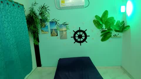 Snapshot of eladyrous98 chatting on November 9, 2025, 7:39 am ladi online show from November 9, 2025, 7:39 am