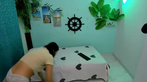 Snapshot of eladyrous98 chatting on November 10, 2025, 8:13 am ladi online show from November 10, 2025, 8:13 am