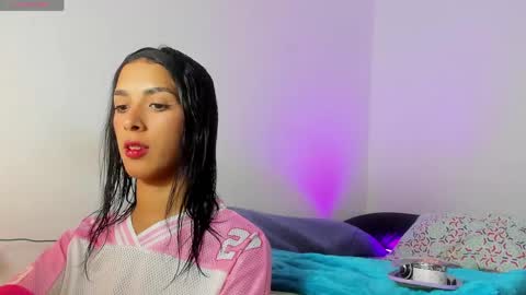 Ela33 online show from May 26, 2026, 10:06 pm
