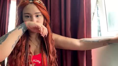 Mia online show from March 5, 2026, 5:14 am