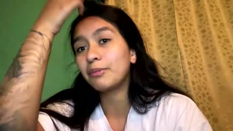 Snapshot of elaine_sun chatting on February 21, 2025, 5:35 am Elaine eli online show from February 21, 2025, 5:35 am