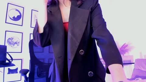 Your sweet girl online show from December 14, 2024, 1:06 am