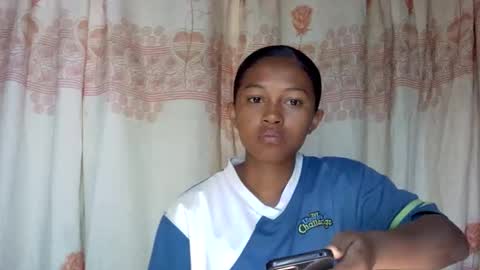 Snapshot of elaliealdy chatting on April 19, 2026, 7:40 am elaliealdy online show from April 19, 2026, 7:40 am