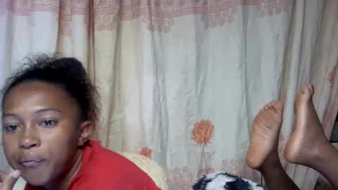 Snapshot of elaliealdy chatting on May 5, 2026, 7:49 am elaliealdy online show from May 5, 2026, 7:49 am
