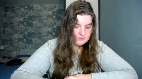 Snapshot of elanis_blair chatting on December 22, 2024, 10:17 am Elanis online show from December 22, 2024, 10:17 am