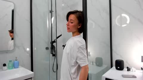 Snapshot of elannand chatting on September 23, 2025, 6:16 am ELA 3 online show from September 23, 2025, 6:16 am