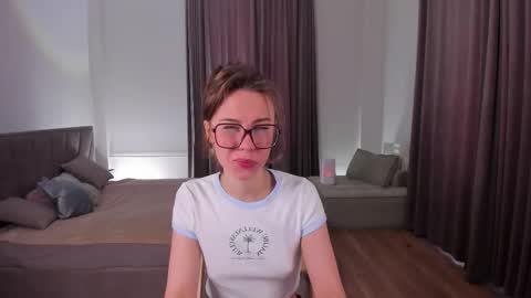 Snapshot of elannand chatting on February 24, 2026, 6:11 am ELA 3 online show from February 24, 2026, 6:11 am