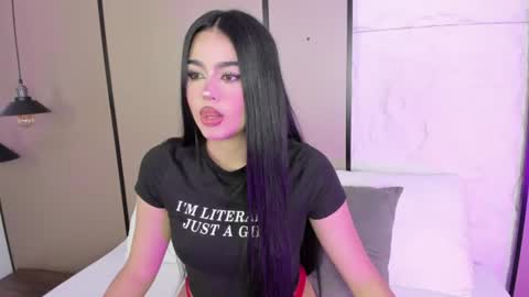 elara_bloom_ online show from July 22, 2026, 2:14 am