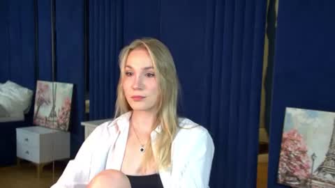 elaravoltage online show from August 2, 2026, 5:06 am