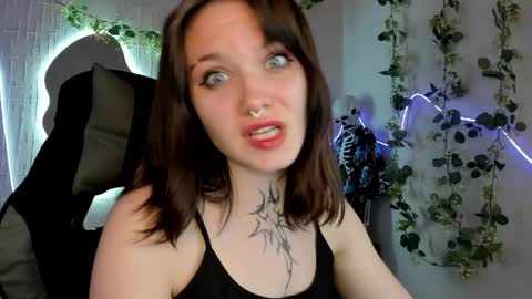 Snapshot of elastikiss chatting on May 2, 2026, 3:22 am elastikiss online show from May 2, 2026, 3:22 am