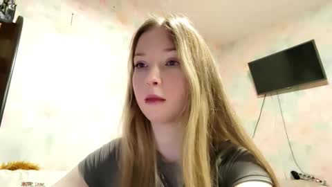 Snapshot of elaynecinco chatting on February 24, 2026, 1:53 pm MIa online show from February 24, 2026, 1:53 pm