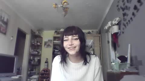 Lia online show from June 21, 2026, 9:12 am