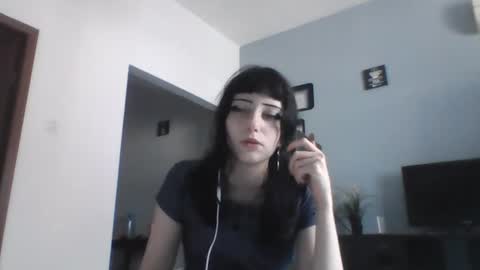 Lia online show from July 2, 2026, 9:48 am