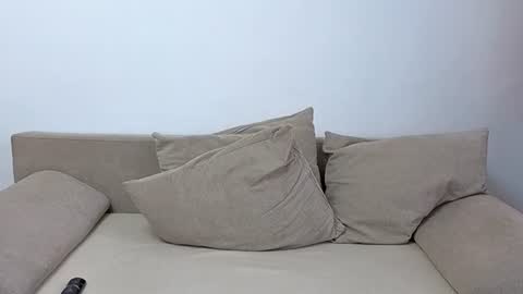 elchapoguzman95 online show from October 21, 2025, 5:30 am