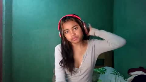 Snapshot of eldie69 chatting on July 7, 2026, 6:58 am eldie69 online show from July 7, 2026, 6:58 am