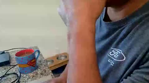 eldongue2024 online show from February 20, 2025, 3:08 pm