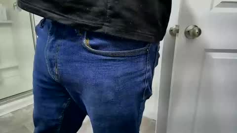 eldongue2024 online show from February 22, 2025, 12:08 pm