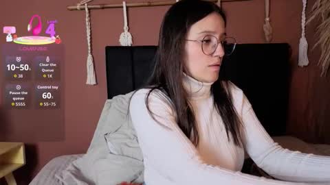 Elecktra online show from February 5, 2026, 7:51 pm