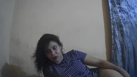 Isabella online show from March 1, 2026, 8:55 pm