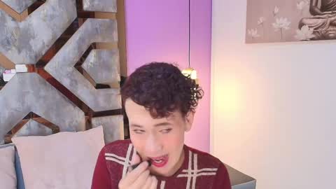 electra_gosselin online show from September 26, 2025, 11:47 am