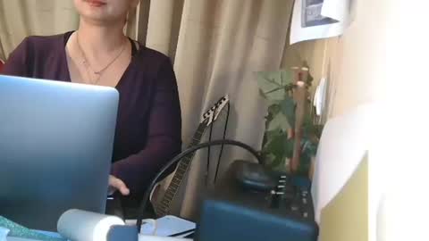 Snapshot of electrocute_me chatting on December 10, 2024, 1:00 pm Julia Follow me on Onlyfansju grosroberts online show from December 10, 2024, 1:00 pm