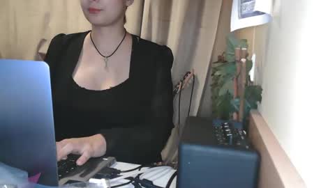 Snapshot of electrocute_me chatting on December 21, 2024, 8:54 pm Julia Follow me on Onlyfansju grosroberts online show from December 21, 2024, 8:54 pm