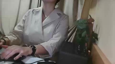 Snapshot of electrocute_me chatting on January 9, 2025, 12:19 pm Julia Follow me on Onlyfansju grosroberts online show from January 9, 2025, 12:19 pm