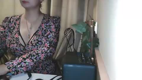 Snapshot of electrocute_me chatting on January 18, 2025, 10:17 pm Julia Follow me on Onlyfansju grosroberts online show from January 18, 2025, 10:17 pm