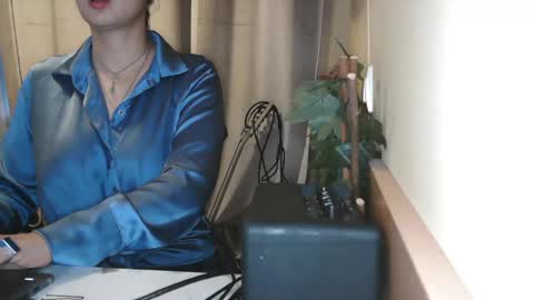 Snapshot of electrocute_me chatting on January 20, 2025, 12:49 pm Julia Follow me on Onlyfansju grosroberts online show from January 20, 2025, 12:49 pm