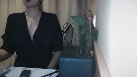 Snapshot of electrocute_me chatting on February 1, 2025, 8:58 pm Julia Follow me on Onlyfansju grosroberts online show from February 1, 2025, 8:58 pm