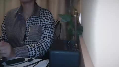 Snapshot of electrocute_me chatting on February 2, 2025, 10:35 am Julia Follow me on Onlyfansju grosroberts online show from February 2, 2025, 10:35 am