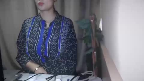 Snapshot of electrocute_me chatting on February 20, 2025, 12:57 pm Julia Follow me on Onlyfansju grosroberts online show from February 20, 2025, 12:57 pm