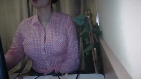 Snapshot of electrocute_me chatting on February 23, 2025, 9:26 pm Julia Follow me on Onlyfansju grosroberts online show from February 23, 2025, 9:26 pm