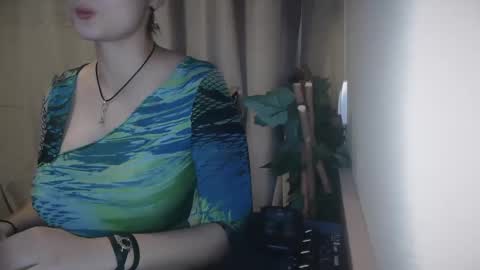 Snapshot of electrocute_me chatting on March 5, 2025, 9:04 pm Julia Follow me on Onlyfansju grosroberts online show from March 5, 2025, 9:04 pm