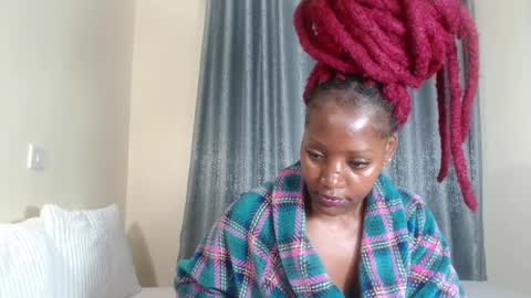 Snapshot of elegant_ebony chatting on January 25, 2025, 9:15 am Nika online show from January 25, 2025, 9:15 am
