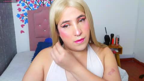 elektra_doll online show from June 6, 2026, 11:04 am