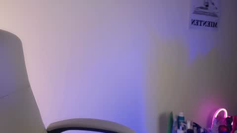 Snapshot of elektra_sky11 chatting on January 6, 2025, 4:58 am  Elektra Sky  online show from January 6, 2025, 4:58 am