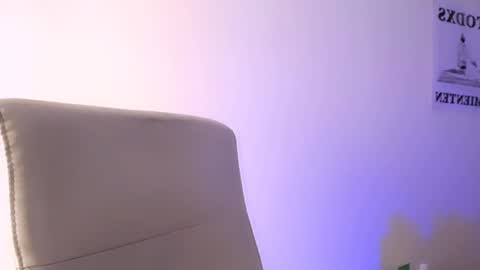 Snapshot of elektra_sky11 chatting on January 31, 2025, 4:17 pm  Elektra Sky  online show from January 31, 2025, 4:17 pm