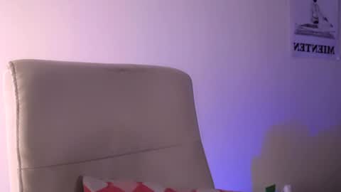 Snapshot of elektra_sky11 chatting on February 1, 2025, 4:00 pm  Elektra Sky  online show from February 1, 2025, 4:00 pm