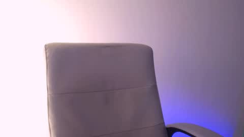 Snapshot of elektra_sky11 chatting on March 2, 2025, 1:38 pm  Elektra Sky  online show from March 2, 2025, 1:38 pm