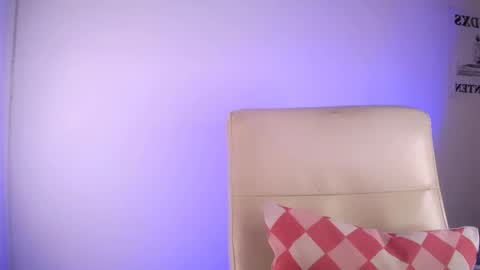 Snapshot of elektra_sky11 chatting on March 9, 2025, 3:05 pm  Elektra Sky  online show from March 9, 2025, 3:05 pm