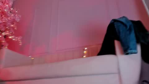 Snapshot of elektranoe chatting on February 8, 2025, 4:47 pm love 3d online show from February 8, 2025, 4:47 pm