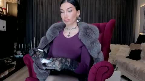 ElektraSheDemon online show from December 4, 2024, 9:51 am